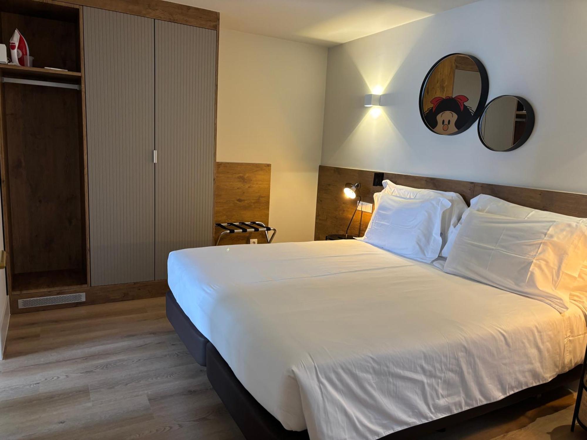 Azores Book Hotel Ангра-ду-Эроижму Экстерьер фото